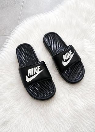 Шльопанці чоловічі бренд оригінал nike р. 41 устілка 27 см.