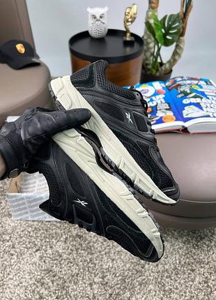 Reebok premier trinity kfs black white 10
