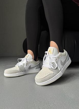 Женские кроссовки nike air jordan 1 low grey/white/blue
