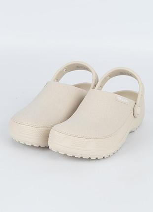 Оригінал! сша! унісекс тапочки crocs classic crafted clog beige 211354-160 шльопанці нові літні