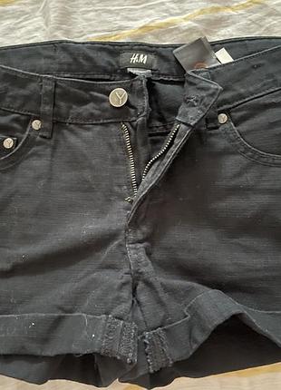 Чорні джинсові шорти h&m із підворотами (розмір eur 164 / xs)