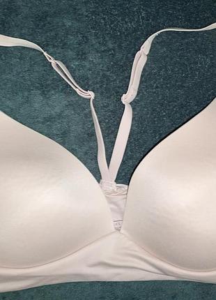 Безшовний гладкий бюстгальтер без кісточок без застібок victoria secret 34d 75d нюдового кольору