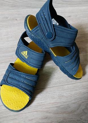 💛💙❤️ мега крутые босоножки adidas