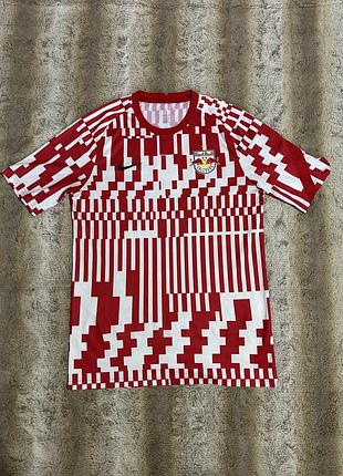Футболка nike red bull