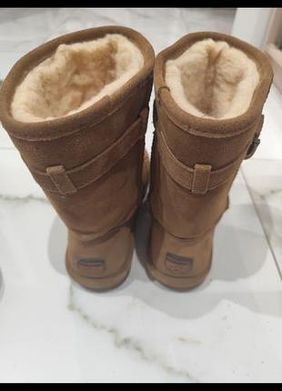 Зимние сапоги угги bearpaw val, модель средней высоты (mid-calf). верх 100% натуральная замша, подкладка из овчины.