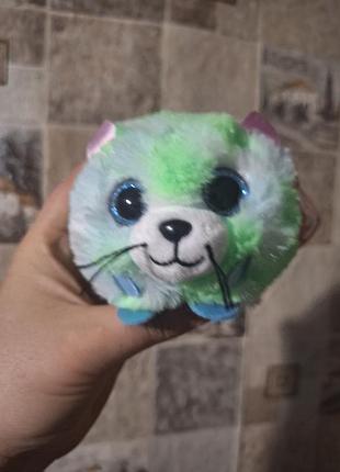 Эта игрушка – tty beanie balls evie, известная своим уникальным сбалансированным дизайном и