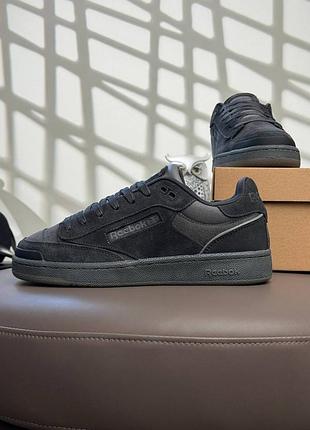 Чоловічі кросівки
reebok club c dark grey