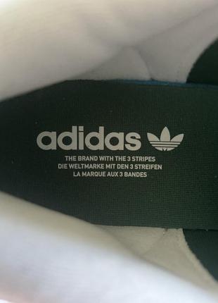 Кросівки adidas 8