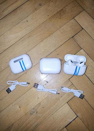 Продам беспроводные наушники airpods (копия)