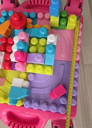 Столик и конструктор mega bloks 7