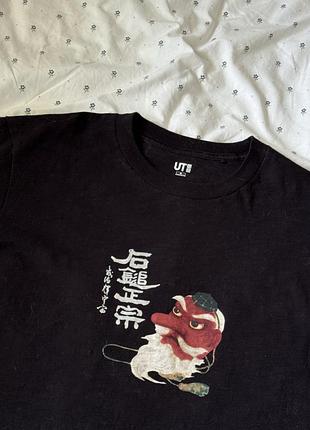 Футболка uniqlo японська