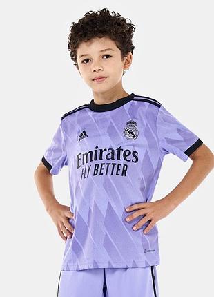 Спортивна футболка  adidas