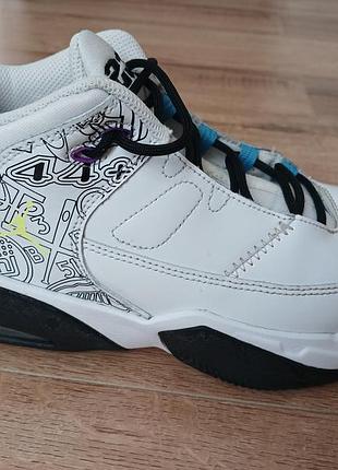Кроссовки nike jordan max aura 3, оригинал р39