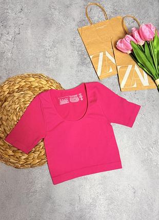 Спортивний кроп топ
