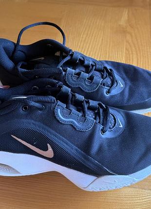 Жіночі nike court air max volley| розмір 40,5| в хорошому стані,ні разу не носила