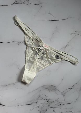 Мереживні білі стрінги від hunkemoller