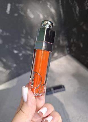 Легендарний блиск dior addict lip maximizer у неймовірному, освіжаючому відтінку 004 coral.
