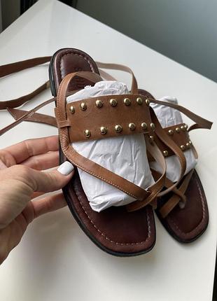 Шкіряні сандалі schutz