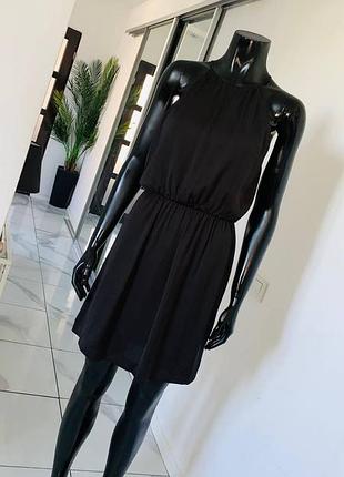 Элегантное черное платье h&m с кружевной спинкой (размер eur 38)