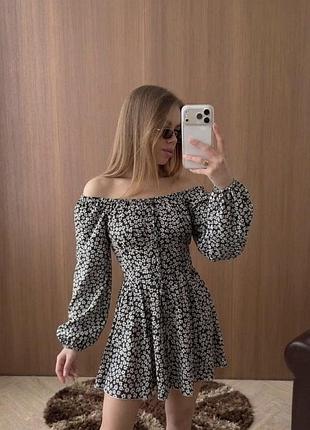Сукня корсетна