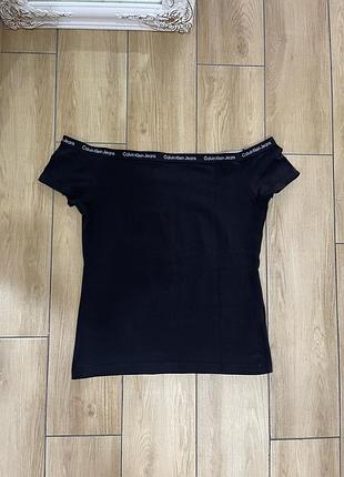 Жіноча футболка calvin klein m