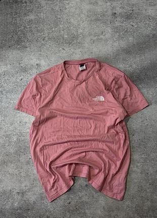 Футболка від the north face