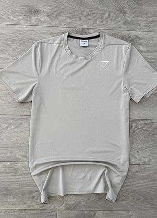 Бежевая спортивная футболка джимшлак gymshark apex light grey, m, оригинал