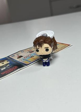 Фігурка стів і робін дивні дива кіндер джой  kinder joy stranger things funko pop collection