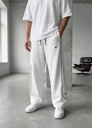 Чоловічі спортивні штани nike