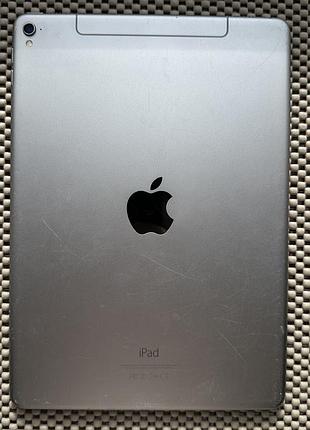 Ipad pro 9.7 128gb lte + powerbank 10 000mah