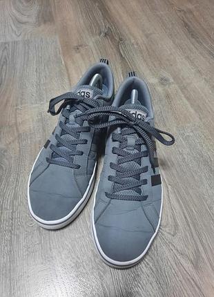 Оригінальні кеди adidas | розмір 42,5 (27 см) | гарний стан