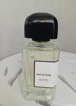 Распылив парфюм pas сe soir bdk parfums. 2