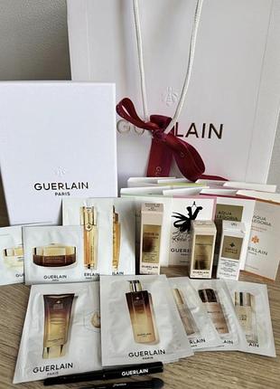 Guerlain подарунковий набір. наповнення див. фото 2,3,4.