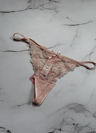 Стрінги з мереживом від  hunkemoller