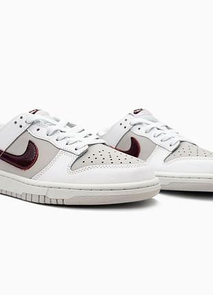 Жіночі кросівки nike sb dunk sail burgundy crush