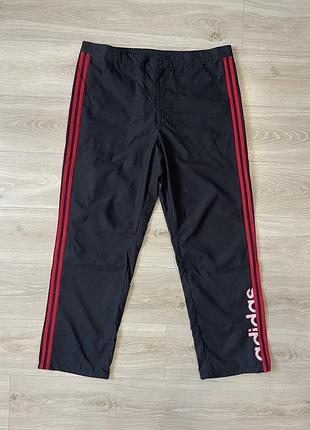 Спортивні штани чорні adidas vintage (2xl) з червоними лампасами