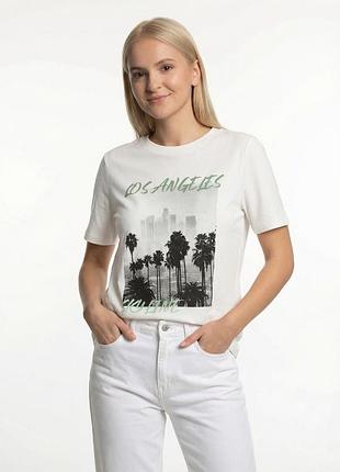 Жіноча біла футболка vero moda