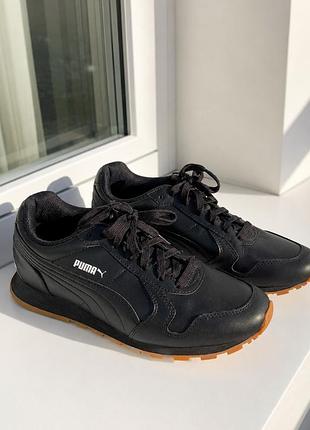 Кросівки puma, оригінал, р. 37.5 (23.5 см)  продаю стильні чорні кросівки puma в хорошому стані. зручні для щоденного носіння, прогулянок