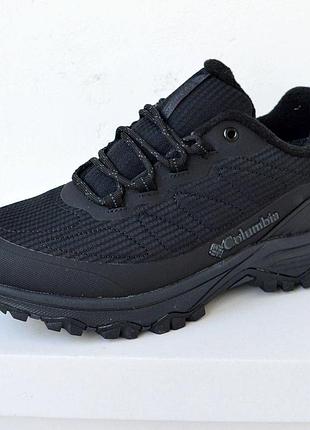 Columbia goretex black 44