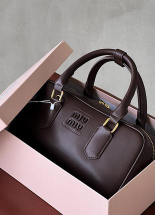 Сумка miu miu arcadie leather medium - premium бургунди