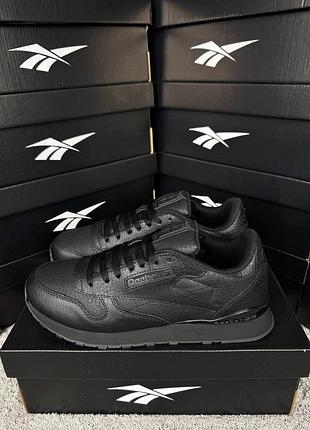 Reebok classic leather all black 9