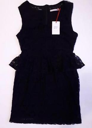 Красивое новое кружевное платье раз.m