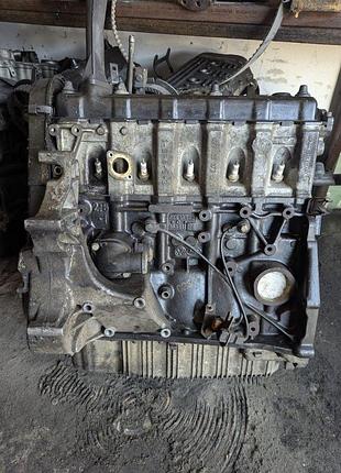 Мотор / двигатель vw t4 2.5 бензин (голый) agu