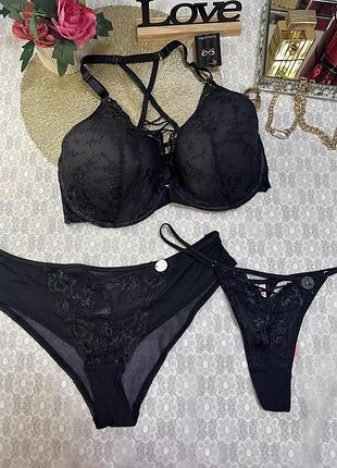 Шикарний комплект hunkemoller