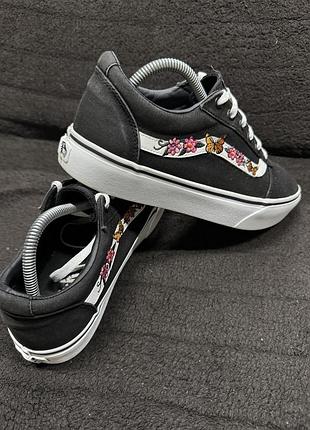Кеди жіночі vans
