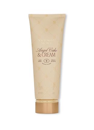 Парфумований лосьйон victoria’s secret angel cake & cream. body lotion. вікторія сікрет