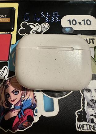 Airpods pro 2 состояние на фото