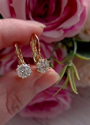 Серьги с камушком на петельке медицинское золото