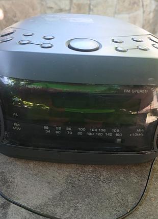 Cd плеєр alt в комплекті із радіом.