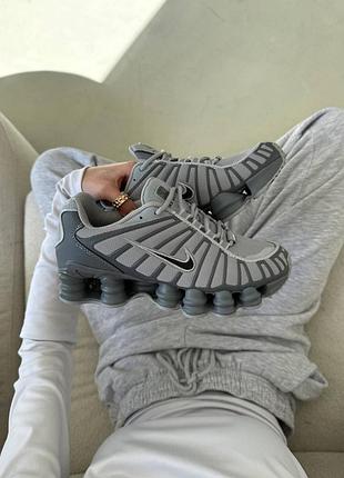Сірі жіночі кросівки nike air max shox tl grey х шокс 36